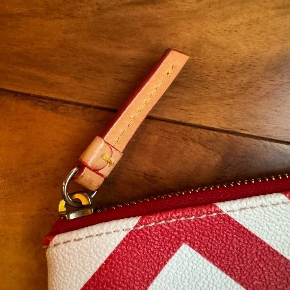 Dooney & Bourke Red White Cosmetic Makeup Bag